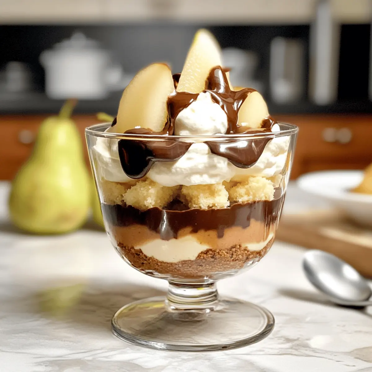 Birne Helene Trifle für Deckend genussvollen Momenten